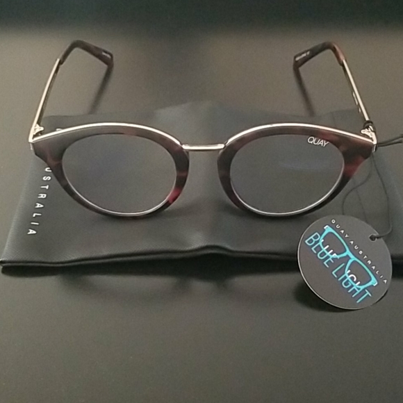 Quay Australia Gotta Run Blue Light Glasses - Picture 4 of 10